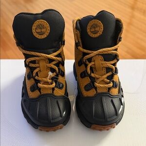Timberland Kids' Black and Brown Adventure Boots